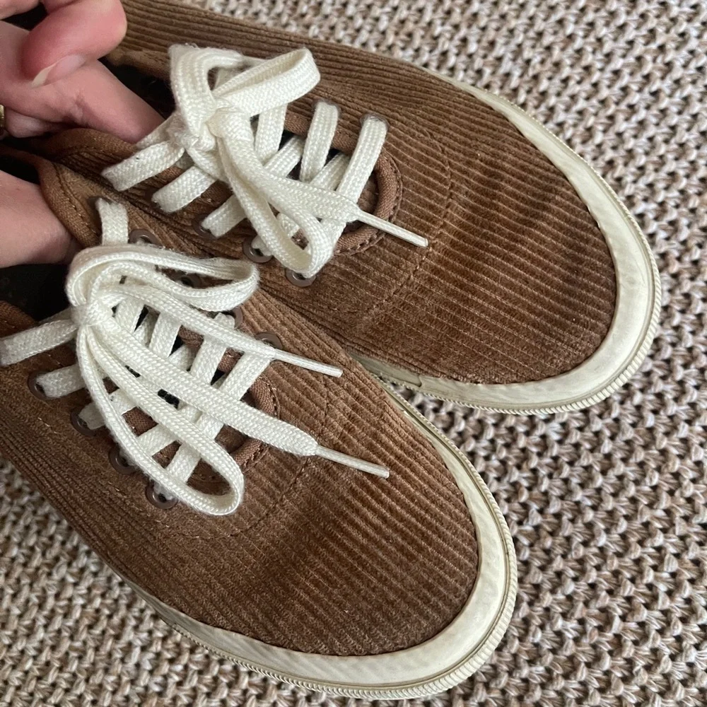 Everlane the Forever Sneaker - toasted coconut woman’s size 8